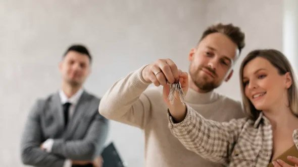 Claiming rent-a-room relief while you’re away